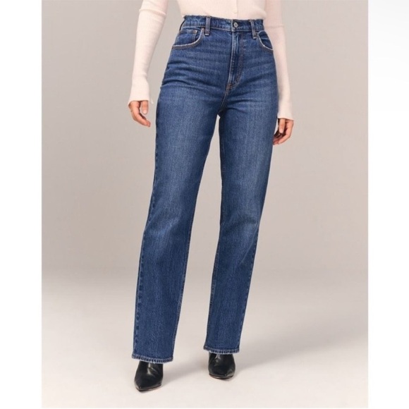 Abercrombie & Fitch Denim - Womens Abercrombie & Fitch Curve Love The 90’s Straight Ultra High Rise Dark Was